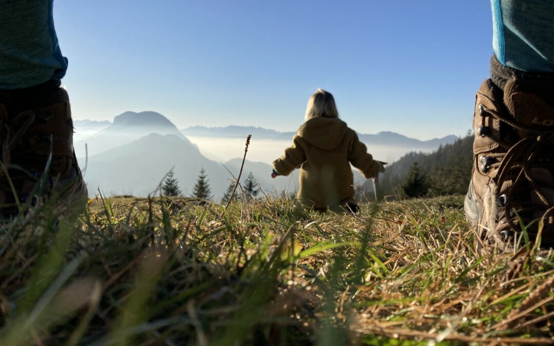 5 einfache Wanderungen für Kinder im Herbst.